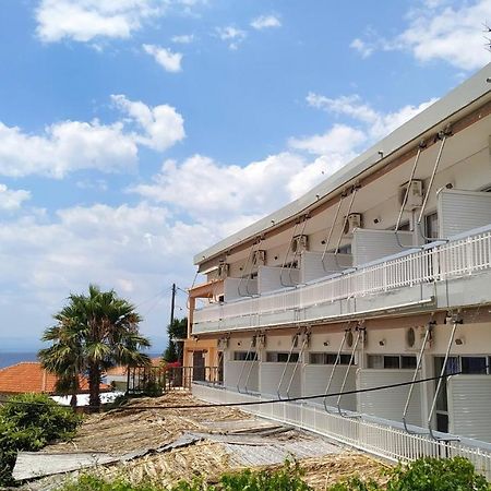 Poulea Rooms Kalamata Exterior foto