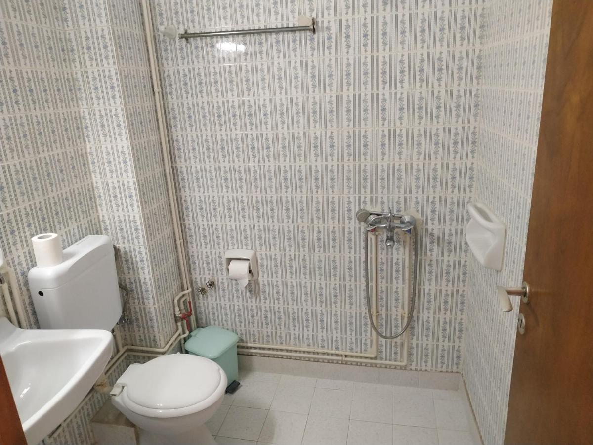 Poulea Rooms Kalamata Exterior foto