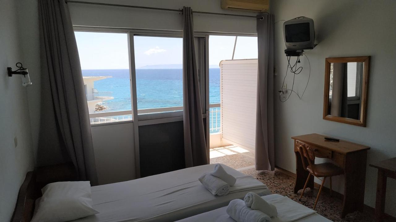 Poulea Rooms Kalamata Exterior foto